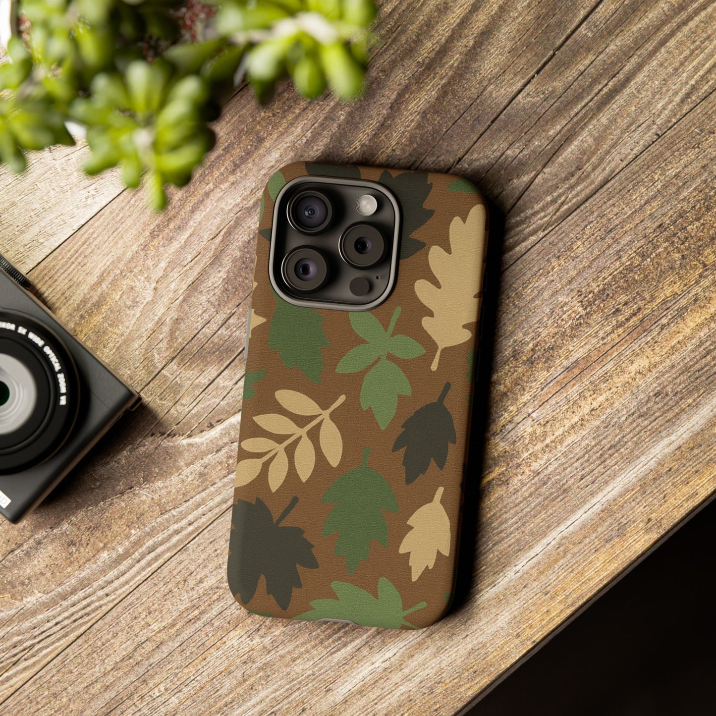 M81 Leaf Pattern Phone Case