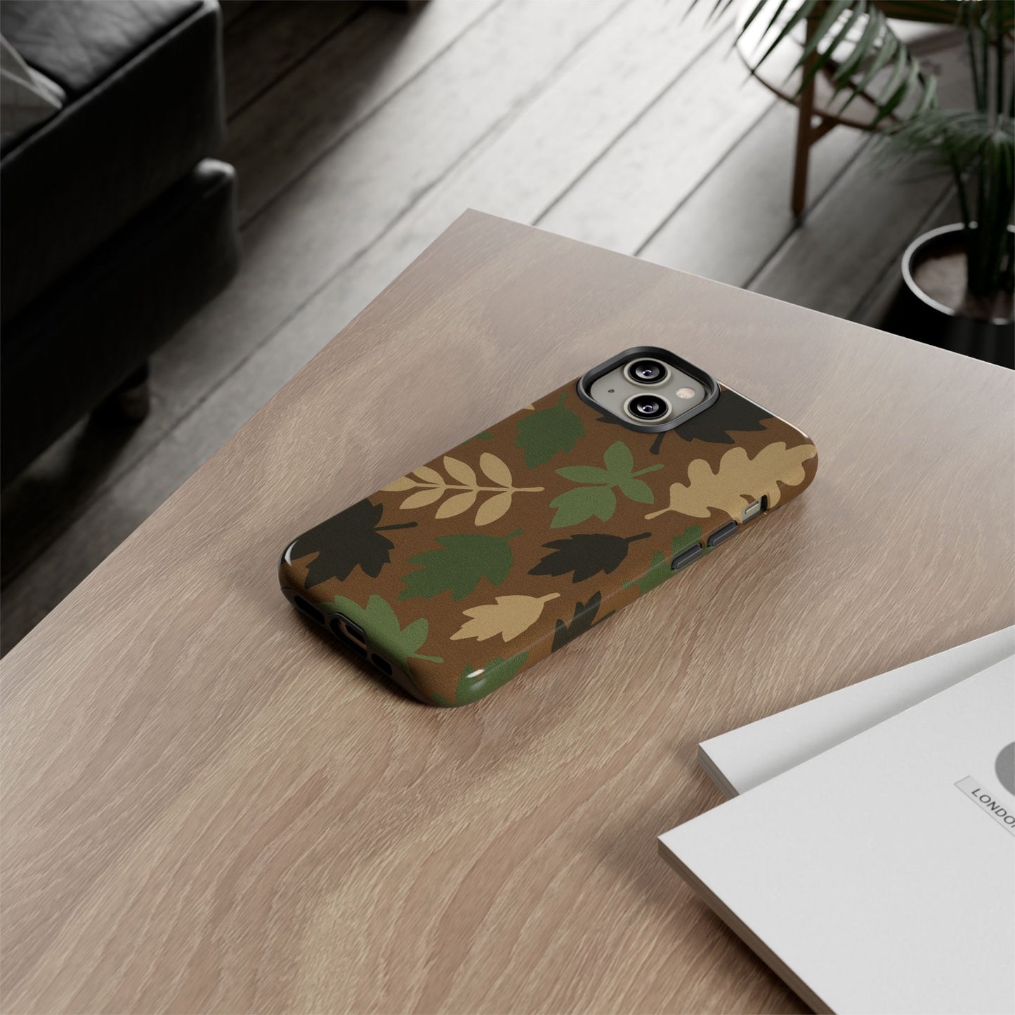 M81 Leaf Pattern Phone Case