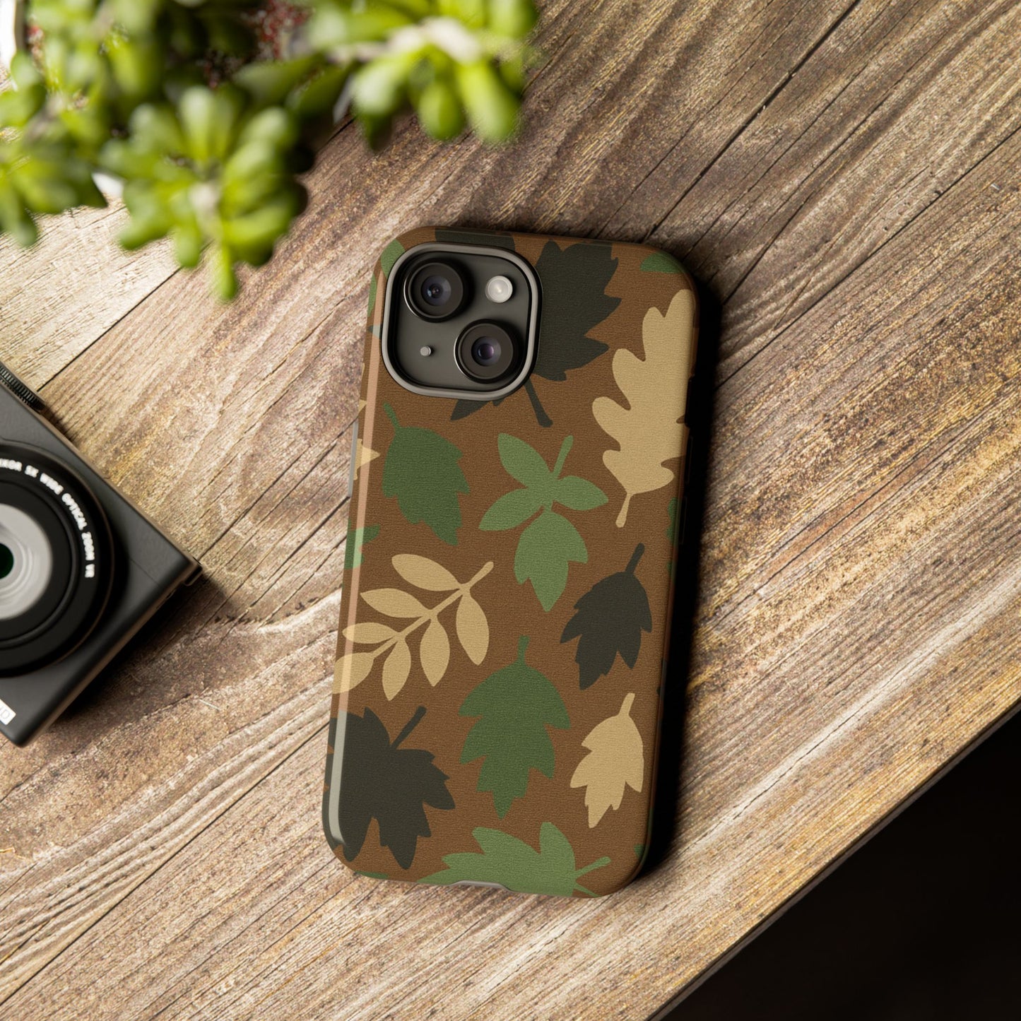 M81 Leaf Pattern Phone Case